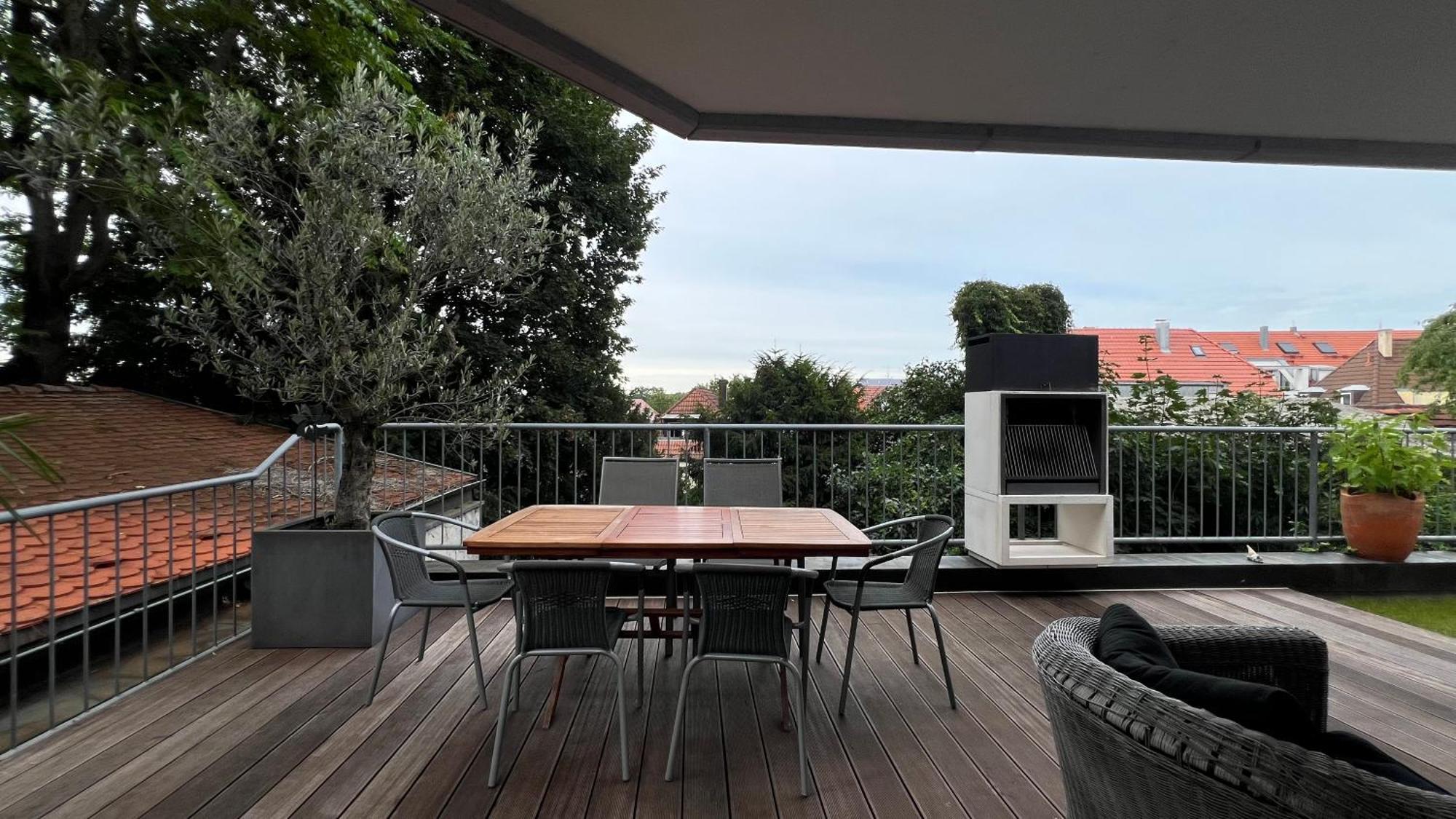 Ludwigshome Luxus - Zentral, Kostenloser Parkplatz, Terrasse Ludwigsburg Exteriér fotografie